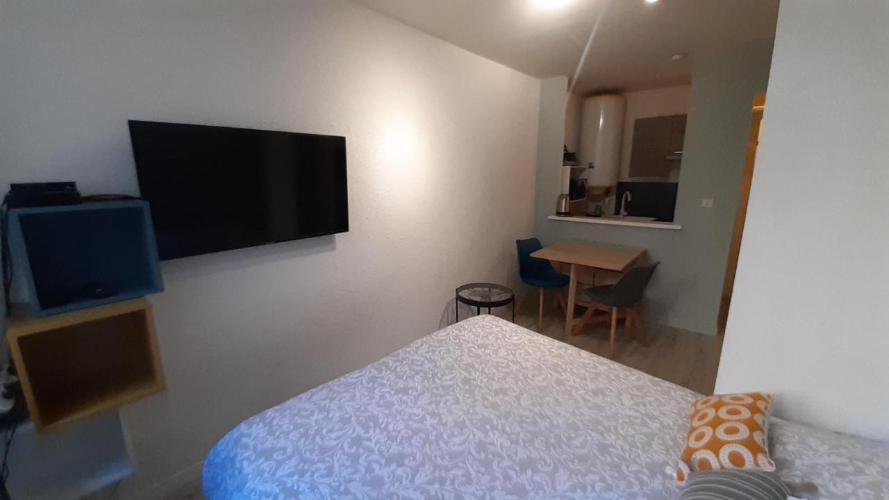 Studio 302 Au 15 Rue Battant A Безансон Экстерьер фото